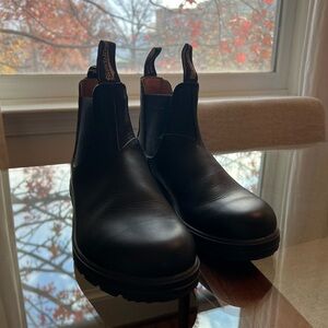 #558 Blundstone Boots